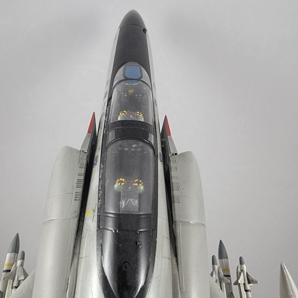 Model F 4 Phantom - Picture 11 of 12